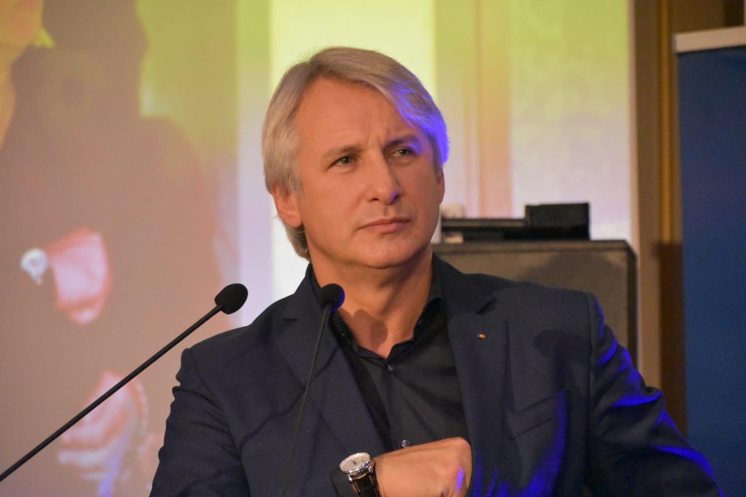 Victor Ponta, candidat la Președinția României, vrea vouchere de vacanță și un nou mecanism de plată, cu susținerea lui Eugen Teodorovici